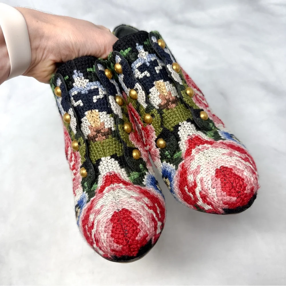 Dolce & Gabbana Vintage Y2K Floral Tapestry Crochet Ankle Bootie Boots Retro 39